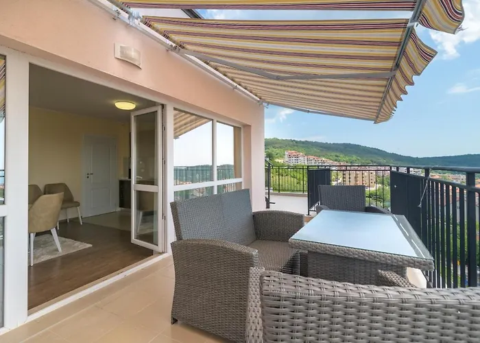 Vinnie View Βάρνα